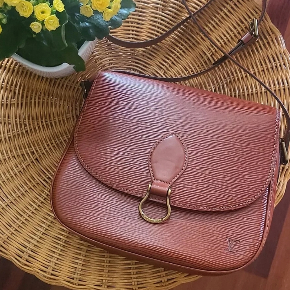 Authentic Vintage Louis Vuitton Saint Cloud Bag Epi Leather Made In France